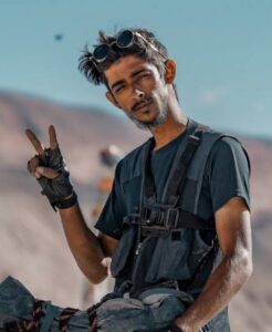 All-India cycle touring vlogger